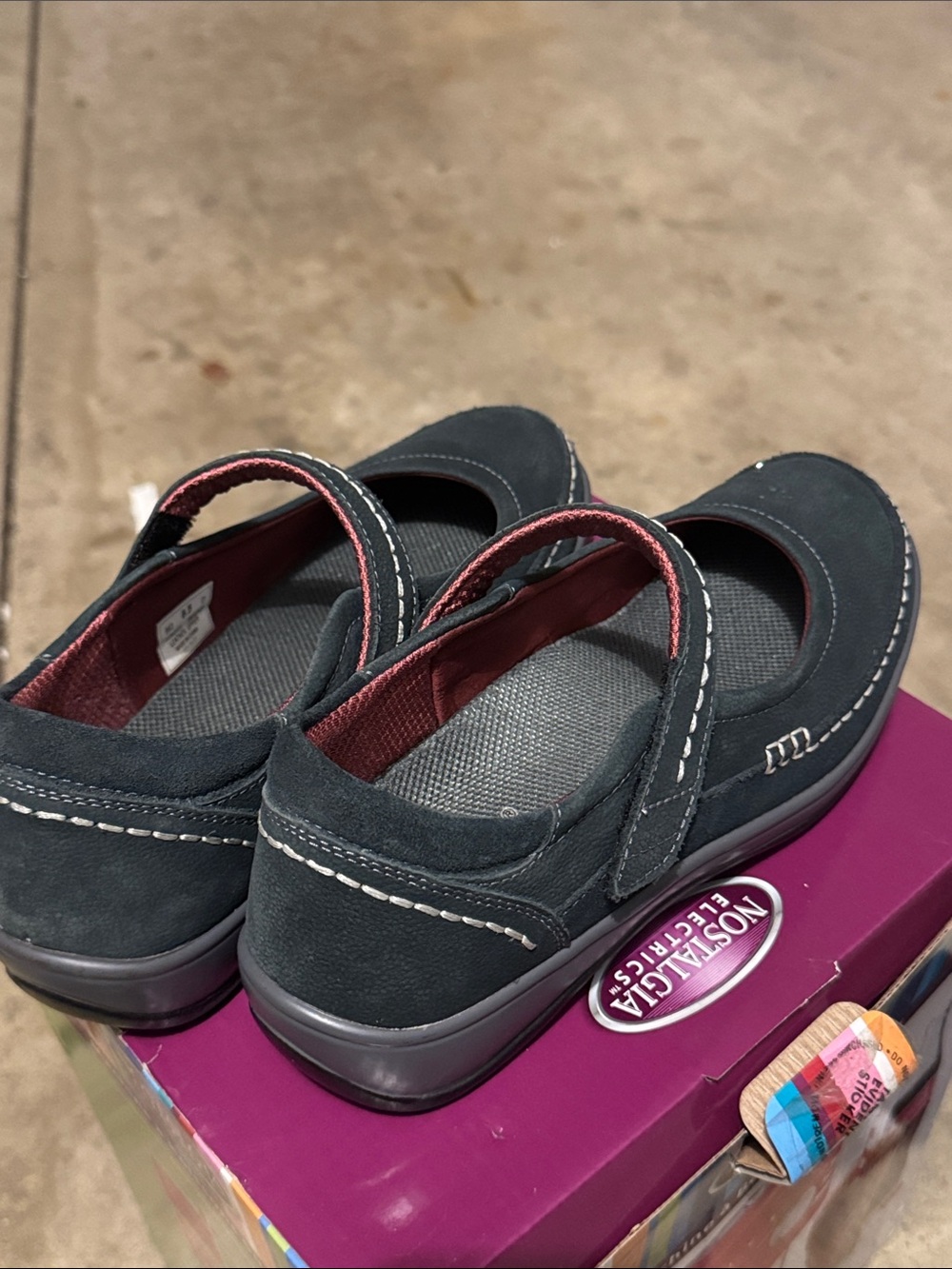 Orthofeet Women’s Navy Leather Mary Jane Hook & Loop Shoes size 8.5D Wide